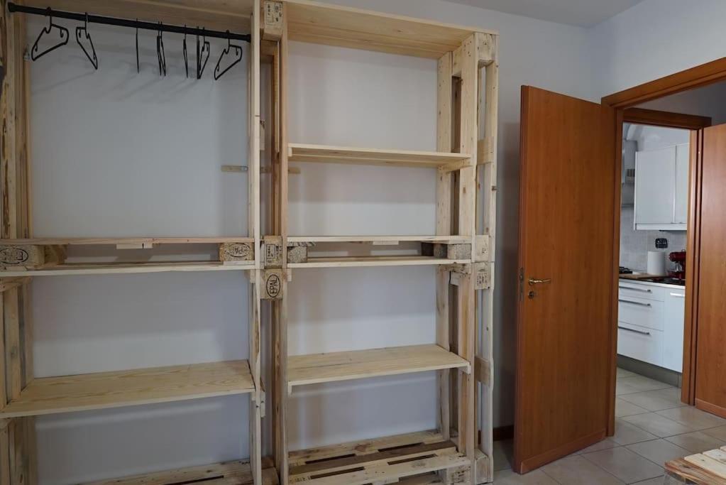 Sleep And Leave- Airport Fiumicino - Apartment Екстер'єр фото